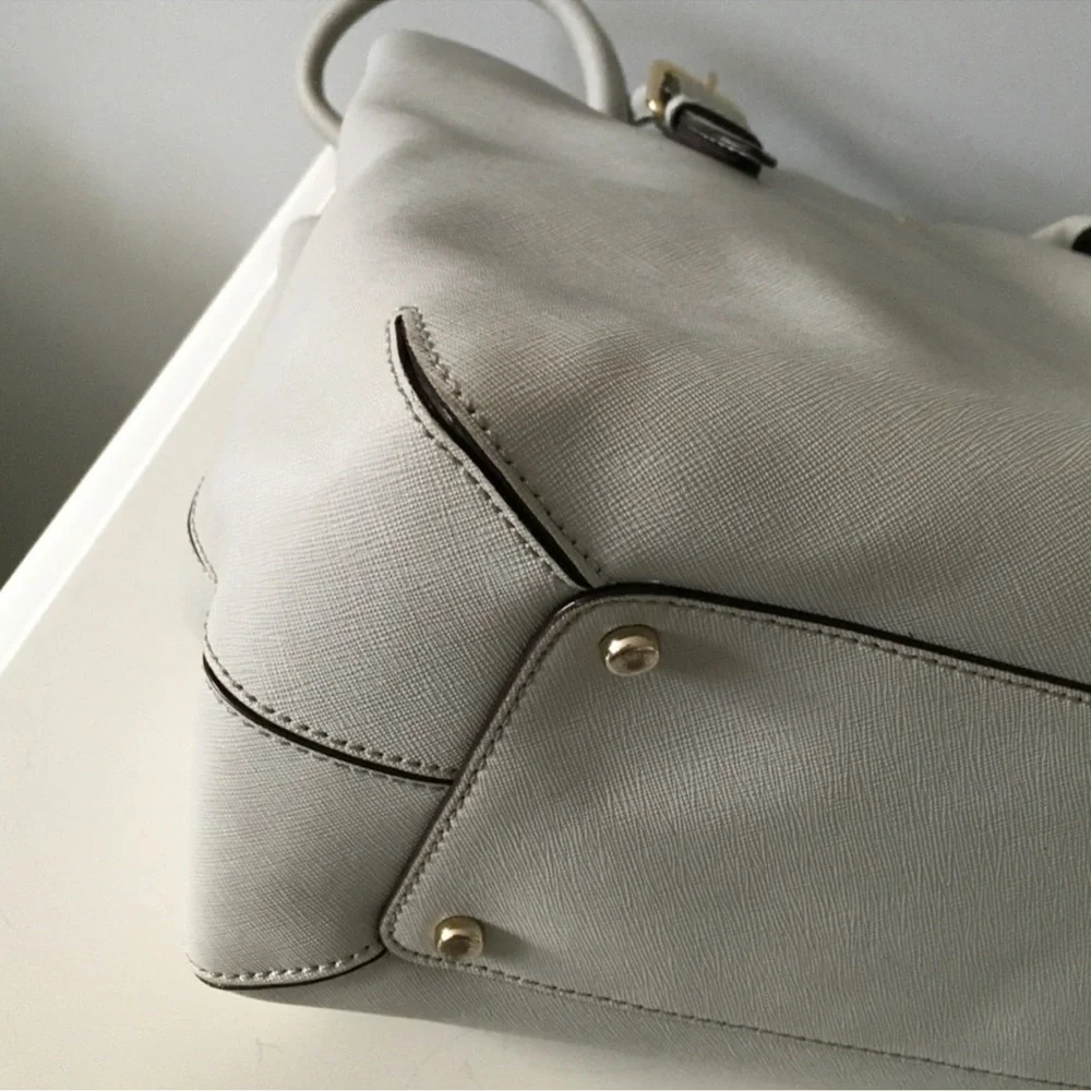 Kate Spade Cove Street Ariel Cliff Grey Silver Trim Tote Bag - Picture 6 of 12